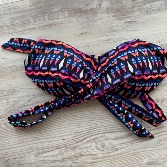 Pink Victoria’s Secret push up wrap swim top small - Picture 4 of 6